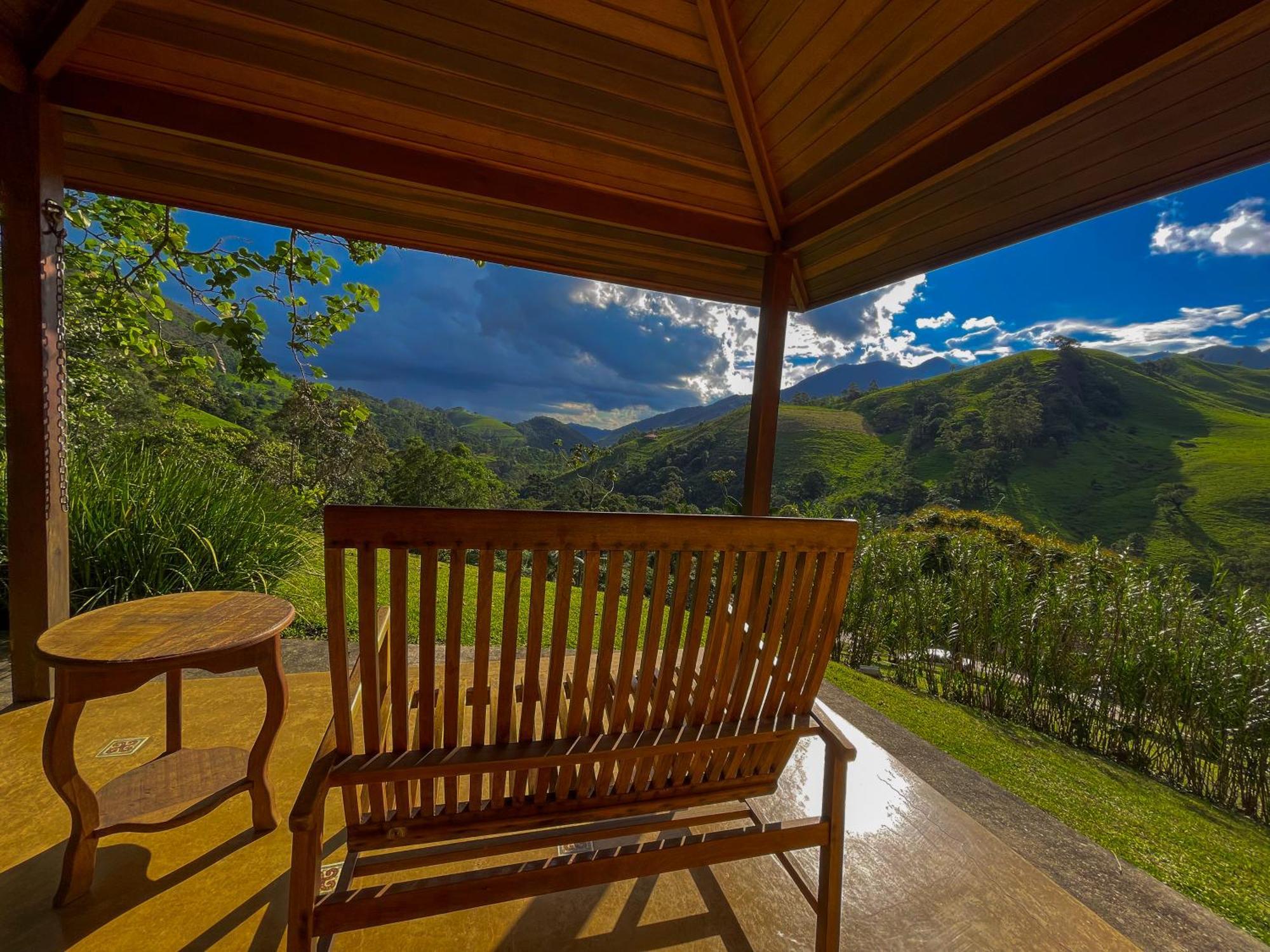 Pousada Serra Do Luar São Francisco Xavier Eksteriør bilde